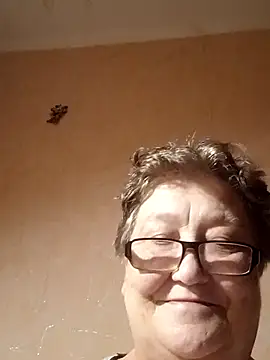 Snapshot of Katherine735 chatting on 11.28.25 Katherine735 online show from 11.28.25