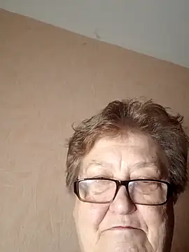 Snapshot of Katherine735 chatting on 12.13.25 Katherine735 online show from 12.13.25