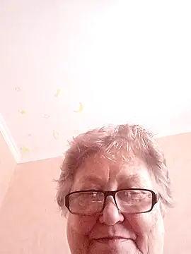 Snapshot of Katherine735 chatting on 01.08.26 Katherine735 online show from 01.08.26