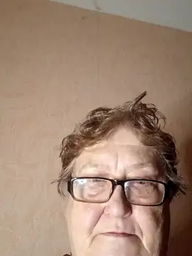 Snapshot of Katherine735 chatting on 01.10.26 Katherine735 online show from 01.10.26