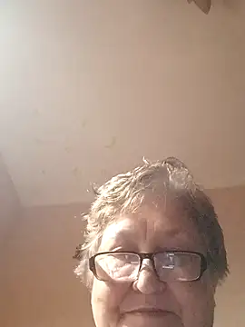 Snapshot of Katherine735 chatting on 01.11.26 Katherine735 online show from 01.11.26