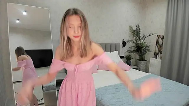 Snapshot of paradi_see chatting on 10.16.25 paradi see online show from 10.16.25