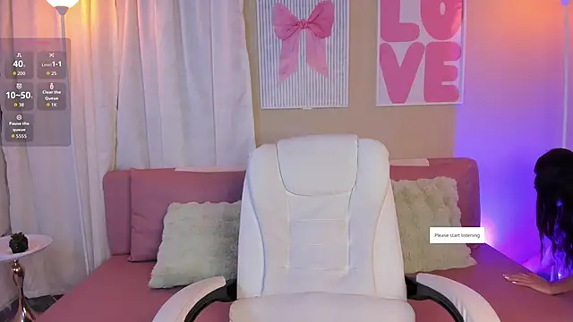 Snapshot of MarianaaDooll chatting on 12.02.25 MarianaaDooll online show from 12.02.25