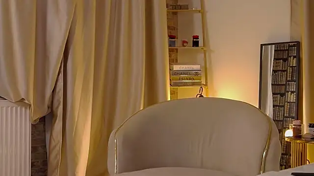 OliviaCart online show from 10.12.25