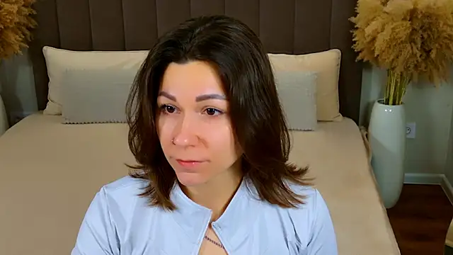 EdenSolis online show from 04.16.26