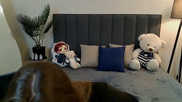 Snapshot of Briarx chatting on 11.26.25 Briarx online show from 11.26.25