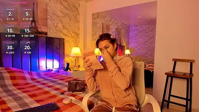 Snapshot of NameaRohouse chatting on 02.10.26 NameaRohouse online show from 02.10.26