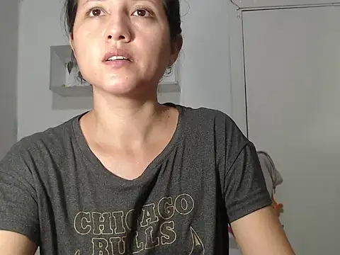 Snapshot of Renata_Rivas chatting on 02.19.26 Renata Rivas online show from 02.19.26