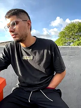 mirallesandbig online show from 11.10.25