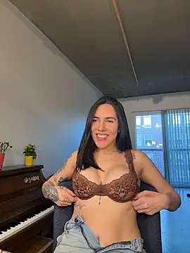 Lolathebaddie online show from 02.20.26