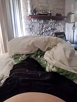 Snapshot of shyguy8569 chatting on 11.19.25 shyguy8569 online show from 11.19.25