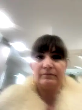 Snapshot of Butterfly8385 chatting on 10.14.25 Butterfly8385 online show from 10.14.25