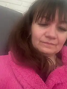 Snapshot of Butterfly8385 chatting on 02.18.26 Butterfly8385 online show from 02.18.26