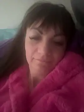 Snapshot of Butterfly8385 chatting on 03.08.26 Butterfly8385 online show from 03.08.26