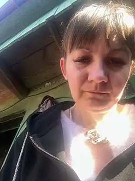 Snapshot of Butterfly8385 chatting on 03.15.26 Butterfly8385 online show from 03.15.26