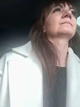 Snapshot of Butterfly8385 chatting on 04.04.26 Butterfly8385 online show from 04.04.26