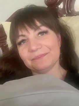 Snapshot of Butterfly8385 chatting on 04.14.26 Butterfly8385 online show from 04.14.26