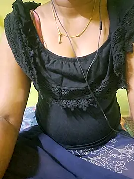 Snapshot of tamil_kanaka chatting on 07.18.26 tamil kanaka online show from 07.18.26