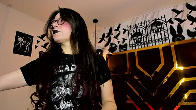 Evangelinejoness  online show from 11.10.25