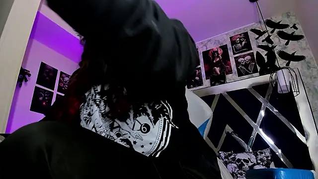 Snapshot of Evangelinejoness_ chatting on 02.19.26 Evangelinejoness online show from 02.19.26