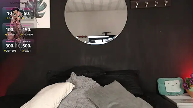 TamaraaRoss  online show from 12.01.25