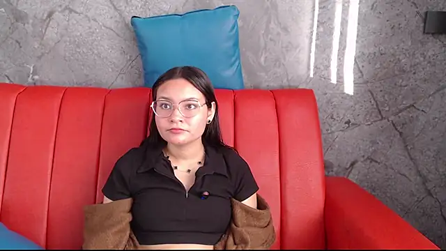 Snapshot of _kita chatting on 12.19.25 kita online show from 12.19.25