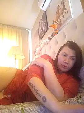 Snapshot of Ambika_beauty chatting on 04.24.26 Ambika beauty online show from 04.24.26