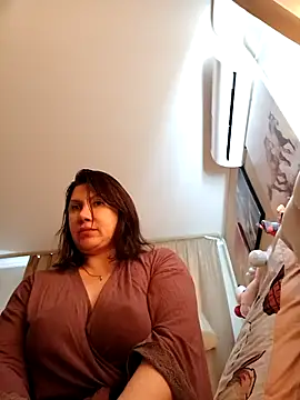 Snapshot of Ambika_beauty chatting on 05.02.26 Ambika beauty online show from 05.02.26