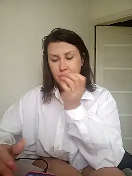 Snapshot of Ambika_beauty chatting on 05.11.26 Ambika beauty online show from 05.11.26
