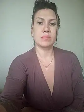 Snapshot of Ambika_beauty chatting on 05.11.26 Ambika beauty online show from 05.11.26