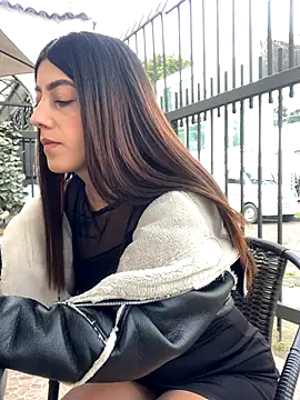 ElectraPink  online show from 12.17.25