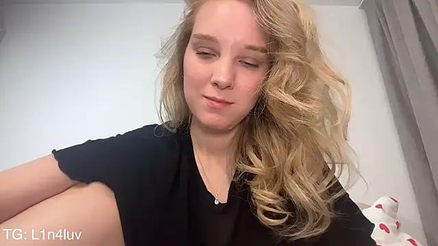 AIicaparkerc online show from 03.22.26