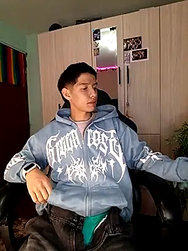 heyy noah11 online show from 01.08.26