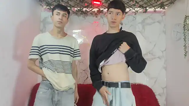 heyy noah11 online show from 04.18.26