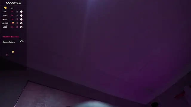 Snapshot of Belindamuller chatting on 11.08.25 Belindamuller online show from 11.08.25