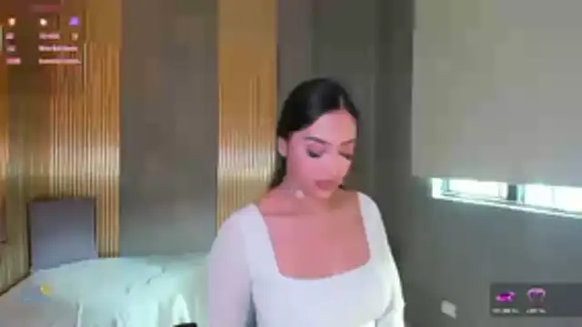 BEELLA TAY1 online show from 04.08.26