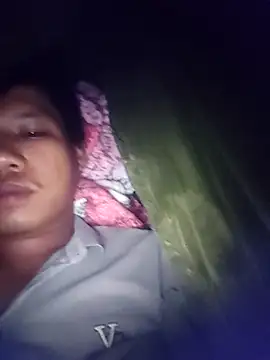 Snapshot of Dothanhthuan555 chatting on 11.17.25 Dothanhthuan555 online show from 11.17.25