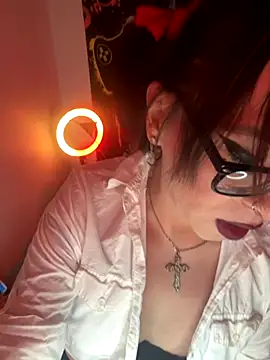 MiniMonroe online show from 10.31.25