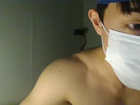 Snapshot of koreanboy2121 chatting on 10.12.25 koreanboy2121 online show from 10.12.25