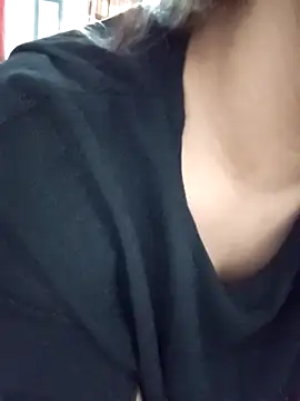 Snapshot of Tanha18 chatting on 04.10.26 Tanha18 online show from 04.10.26