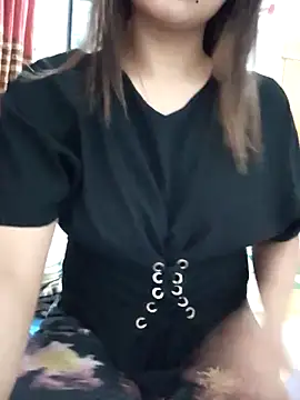 Snapshot of Tanha18 chatting on 04.15.26 Tanha18 online show from 04.15.26