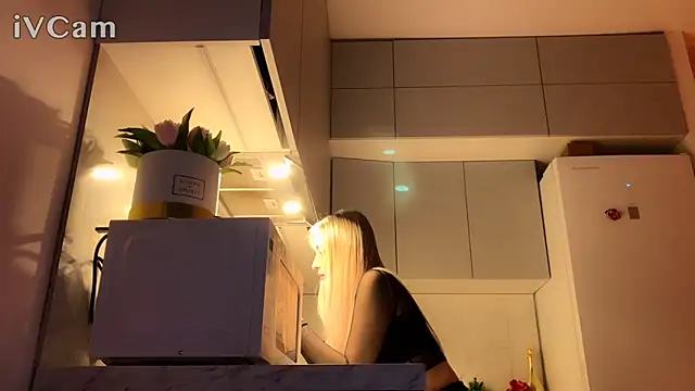 Snapshot of Biryanna chatting on 02.25.26 Biryanna online show from 02.25.26