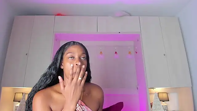 MaraBaker online show from 11.27.25