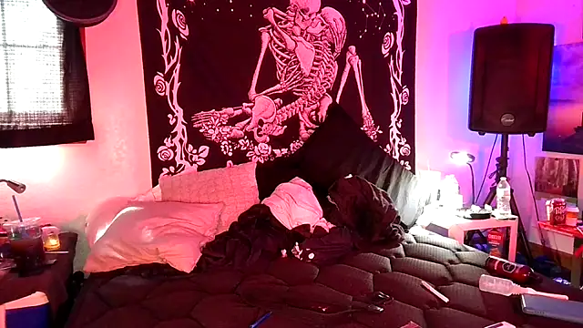 whitehole4bbc252 online show from 04.03.26