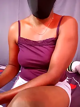 Snapshot of Mishel_hot chatting on 11.03.25 Mishel hot online show from 11.03.25