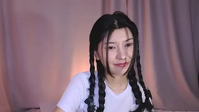 Snapshot of sunarinsun chatting on 05.12.26 sunarinsun online show from 05.12.26
