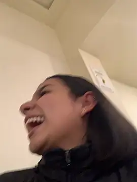 AlyssaRay online show from 02.02.26