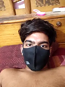 delhi  man 1 online show from 10.15.25