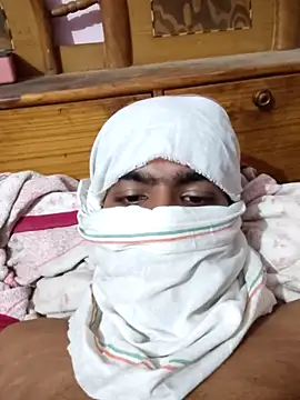 delhi  man 1 online show from 06.12.26