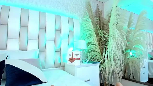 Ari lynn  online show from 03.18.26